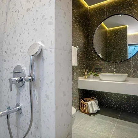 Viohouses 6- Luxury Private Korunakli Oezel Havuzlu Dom wakacyjny *