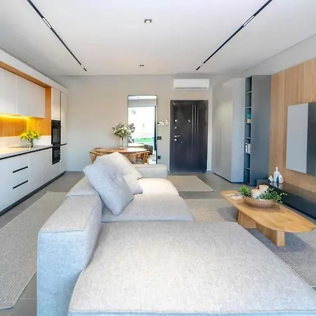 Viohouses 6- Luxury Private Korunakli Oezel Havuzlu フェティエ