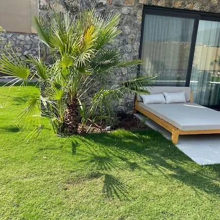 Viohouses 6- Luxury Private Korunakli Oezel Havuzlu 別荘 *
