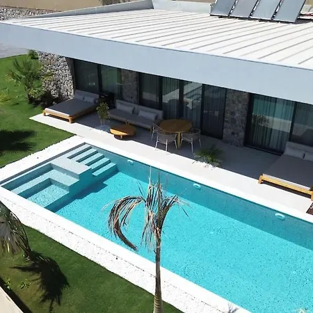 Viohouses 6- Luxury Private Korunakli Oezel Havuzlu *