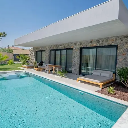 Viohouses 6- Luxury Private Korunakli Oezel Havuzlu