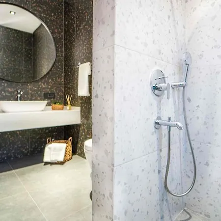 Viohouses 6- Luxury Private Korunakli Oezel Havuzlu Holiday home *